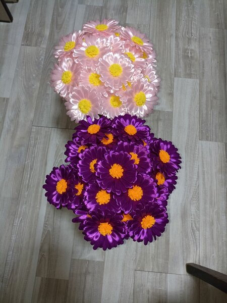 Букеты в подарок,на любой праздник. Цветы из атласных лент.