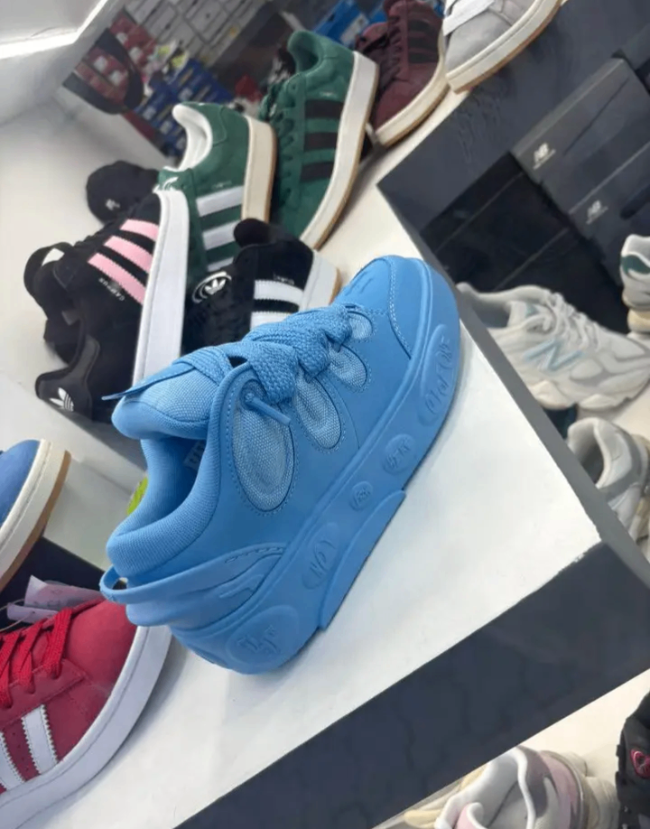 Baskets en cuir noir enfants