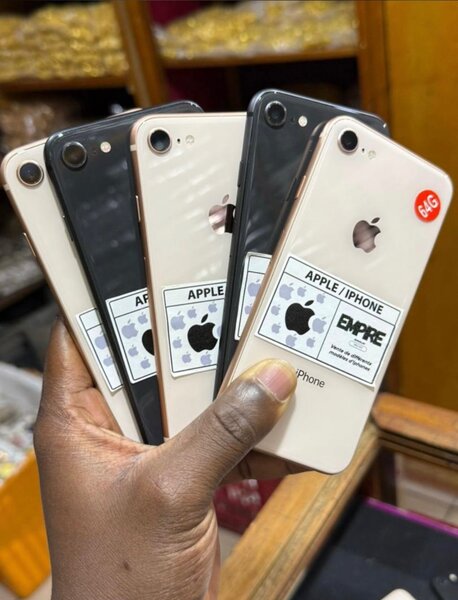 iPhone 8 quasi neuf