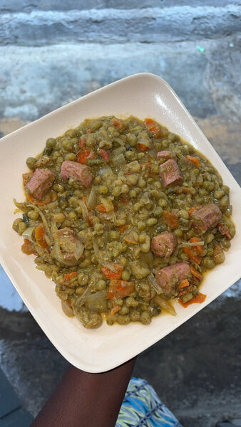 Ragoût de Pois aux Saucisses