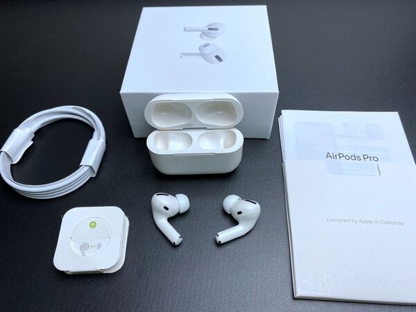 Apple AirPods Pro 2