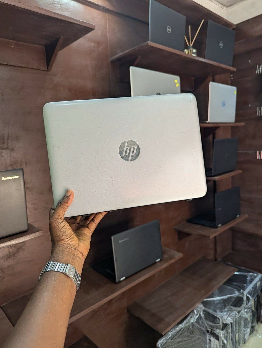 ︎Hp Elitebook 725 G3