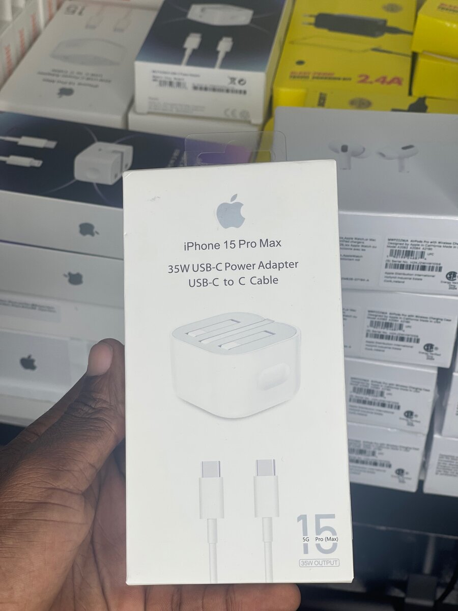 iPhone chargers/ EarPods