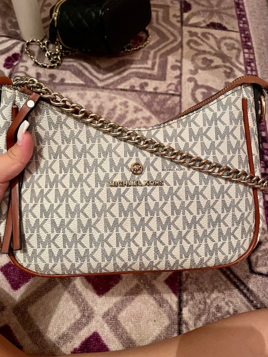 Продается сумка использованы только 2 месяца