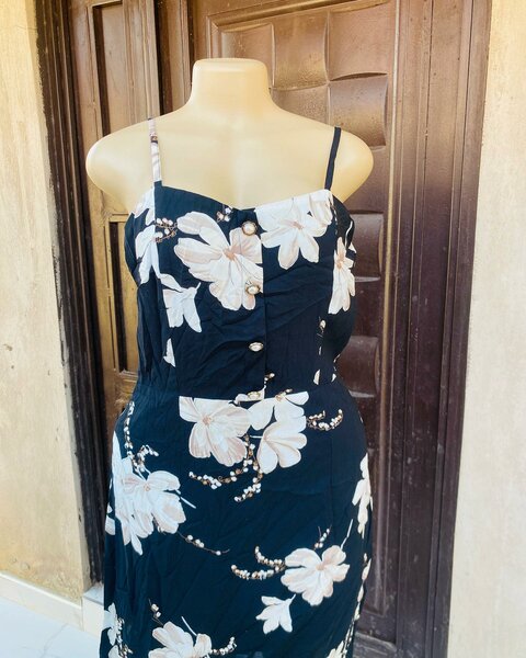 Floral dress black
