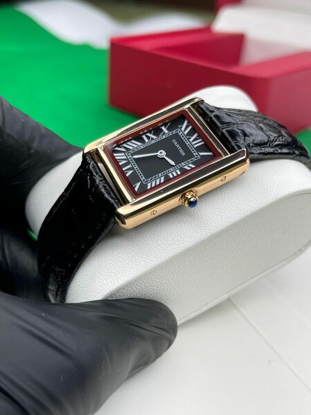 Cartier classique n cuir noir