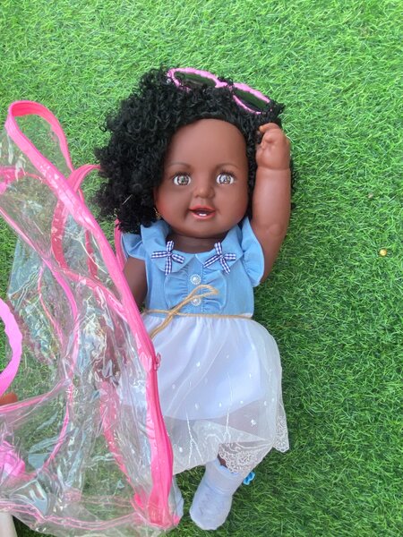 Poupée bébé africaine