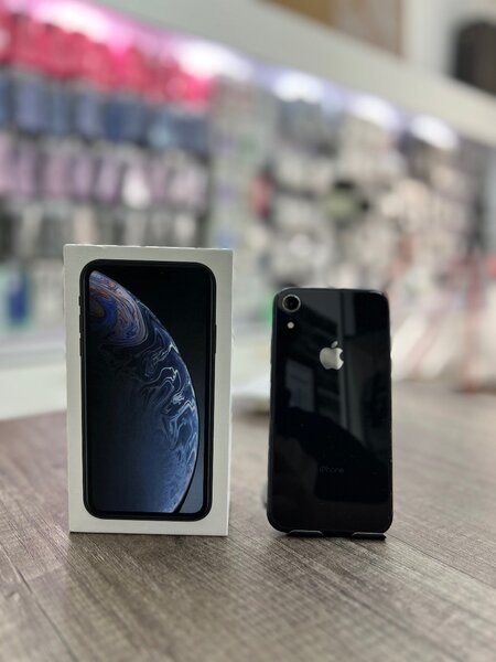iPhone XR 64GB fully functiona