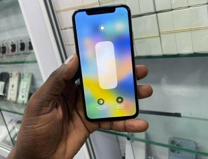 iPhone X Argent 256 Go Débloqué