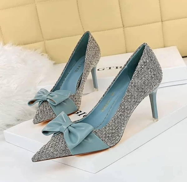 Escarpins élégants à nœud