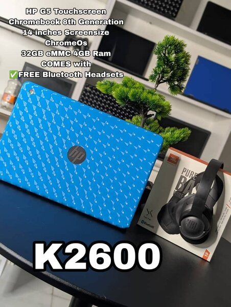 HP Chromebooks 32gb 4gb ram