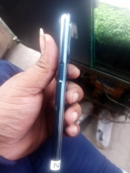 One plus  N 200