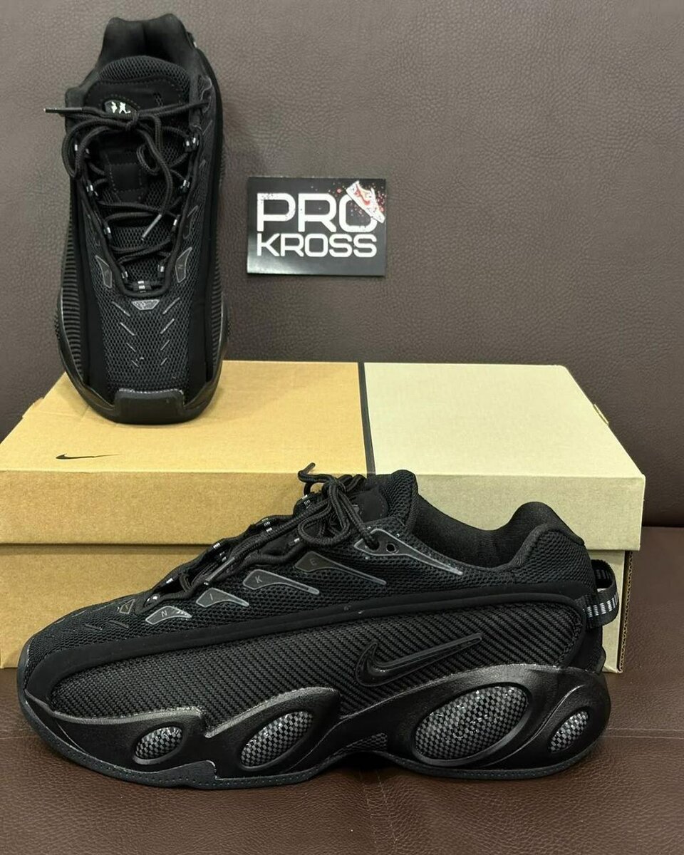 Sneakers noirs tendance