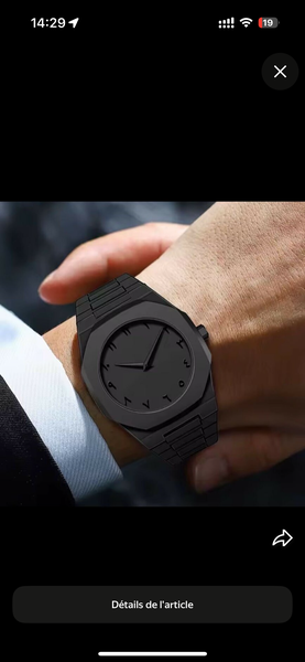 Montre élégante noire