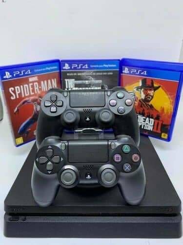 Console PS4 slim +1 CD +1 man