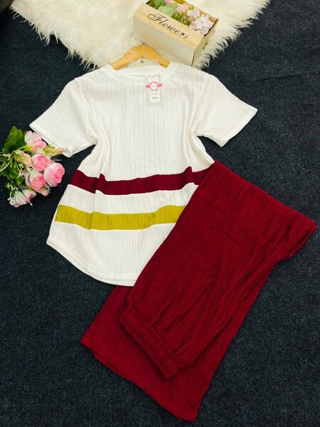 Two pieces (trouser and top)