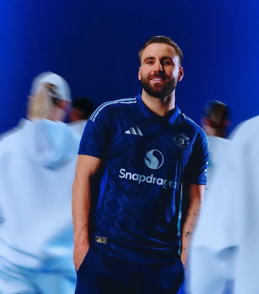 Man United Away jersey