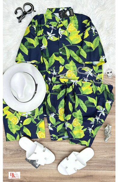 Chemise et short tropical assortis