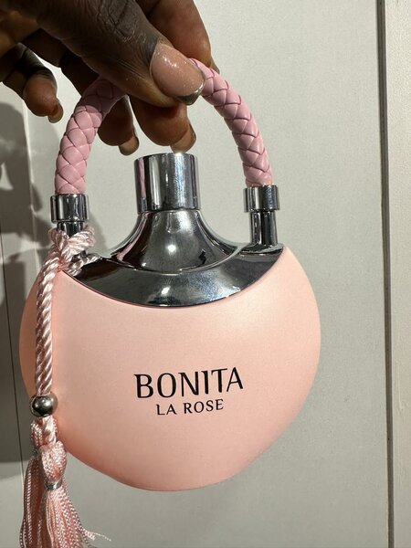 Amazing perfume for ladies