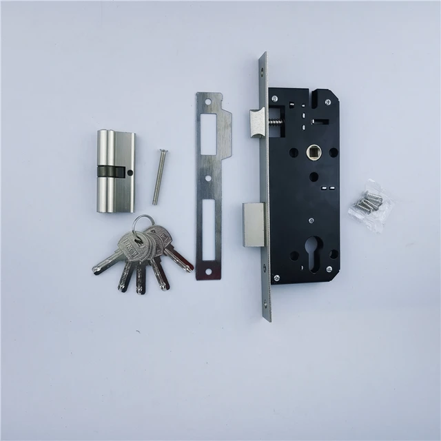 Serrure de porte original