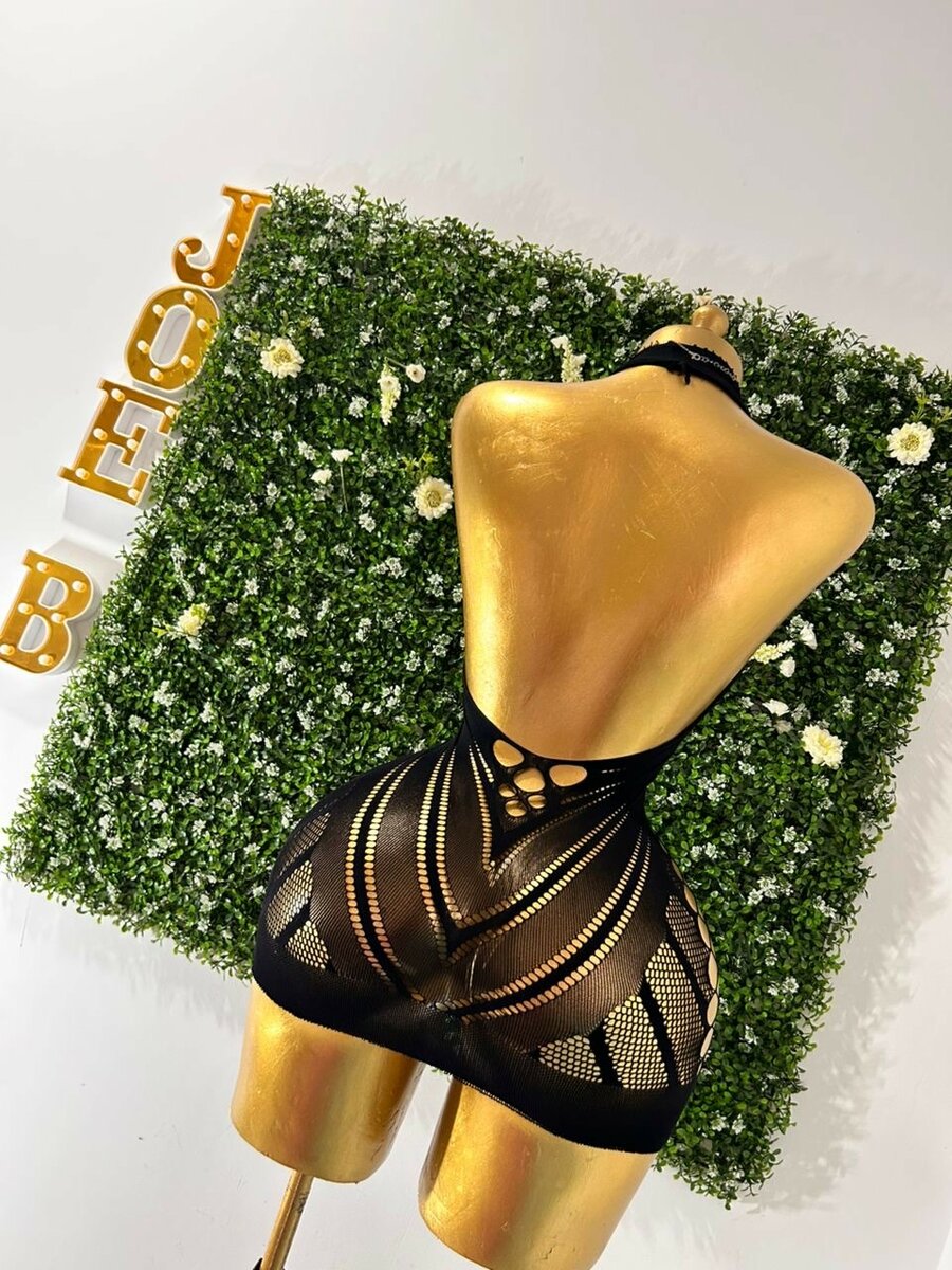 Robe sexy en résille