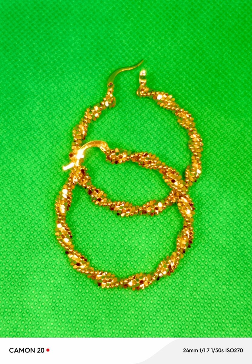 Originale plaqué 0R . Plus de 2ans de durée de vie