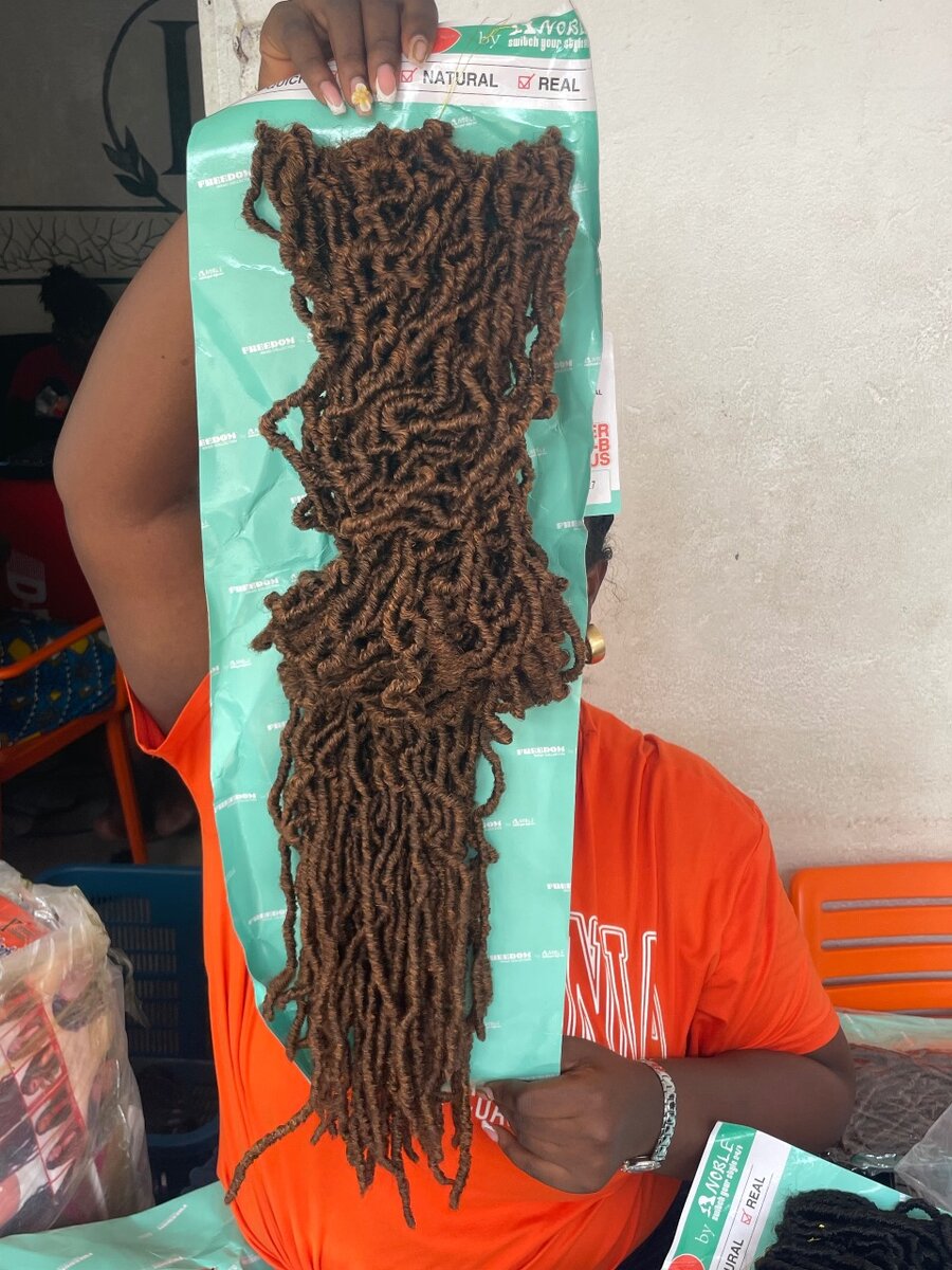 Sister faux locs