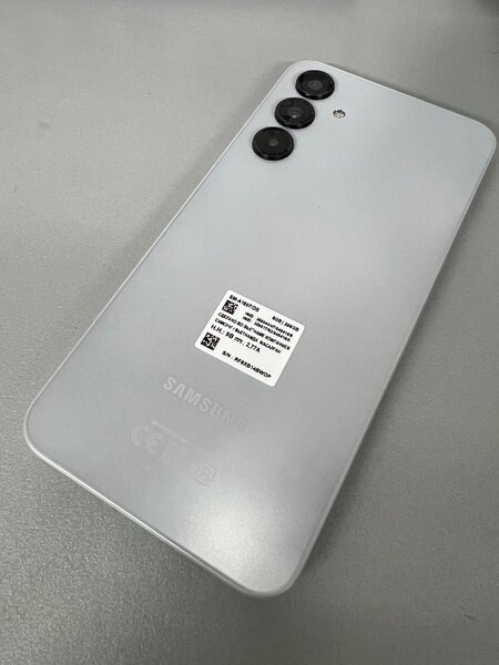 Самсунг А 16