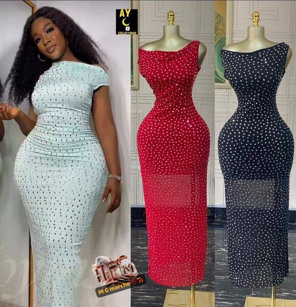 Robe moulante à pois chic