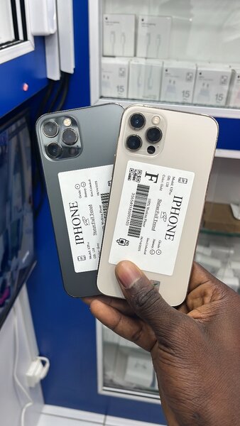 Smartphones iPhone 12Pro