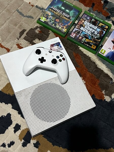 Xbox One S