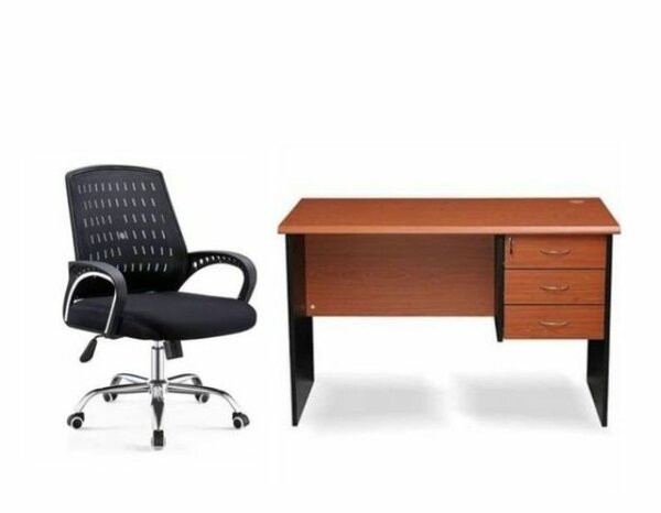 Manager Office Table And Mesh Swivel Chair