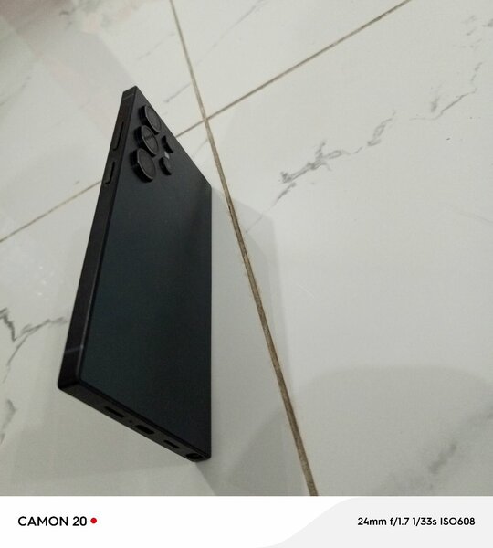 S25 ultra version Dubaï