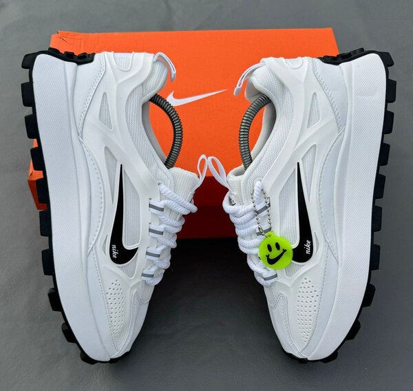 UNE CHAUSSURE NIKE ORIGINALE