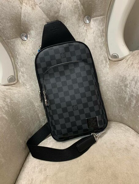 LV Avenue Damier Siyah
