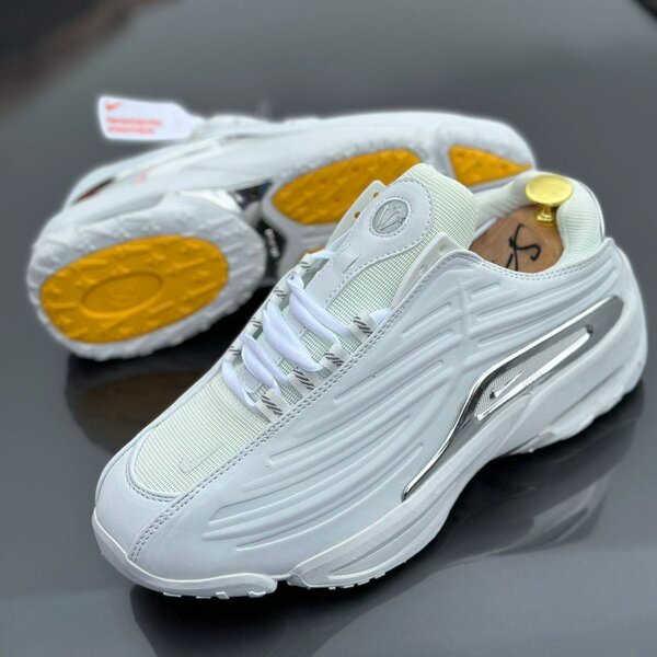 CHAUSSURES NIKE NOCTA