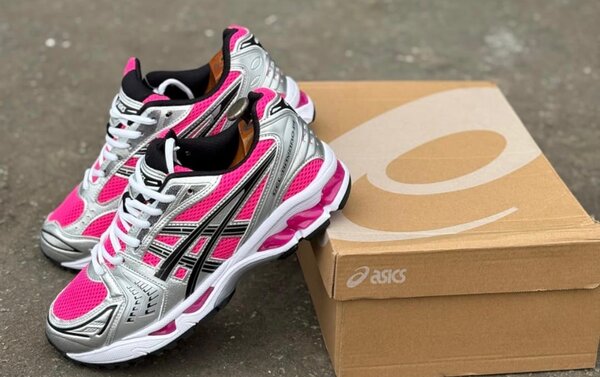 Chaussures de course Asics