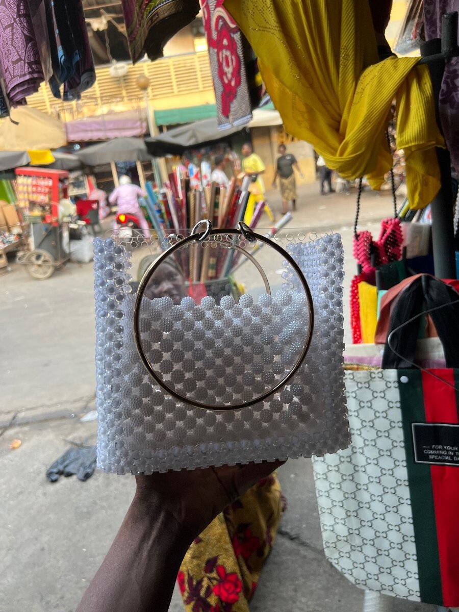 Sac à main en perles