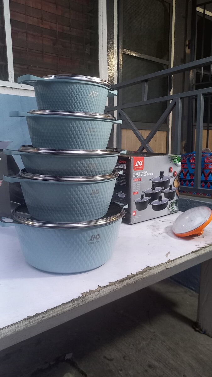 Non-sticker cookware