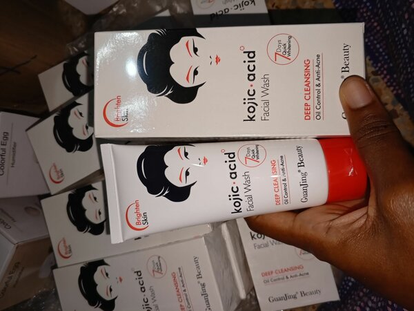 Kojic facial wash