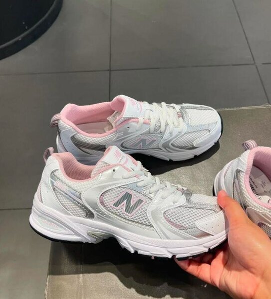 New Balance 530 Century Pink