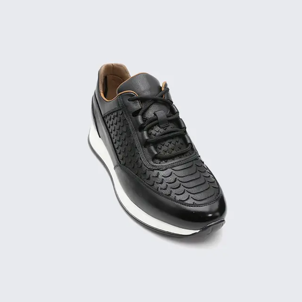 Chaussure homme en cuir tres pratique