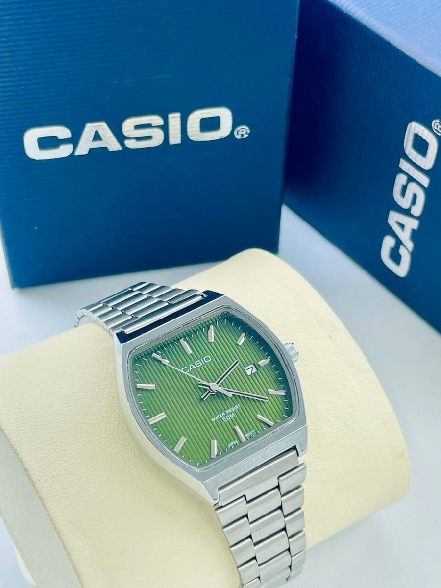 Montre Casio Élegante