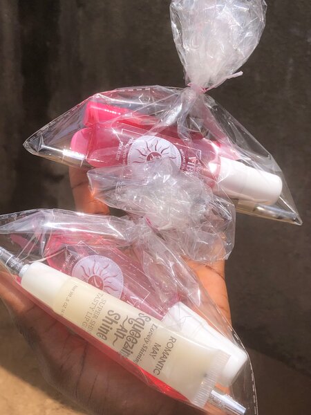 Ensemble Brillant Lèvres et Parfum