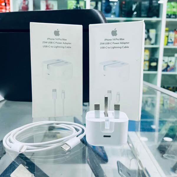 IPHONE 25W TYPE-C FAST CHARGERS