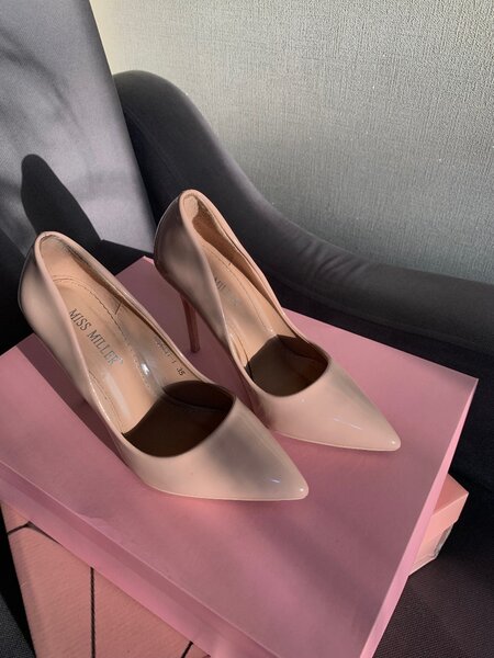 Женские Туфли на каблуках