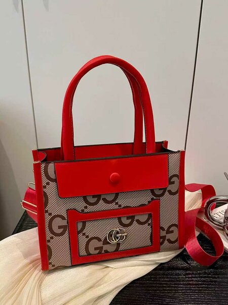 Sac à main en cuir chic