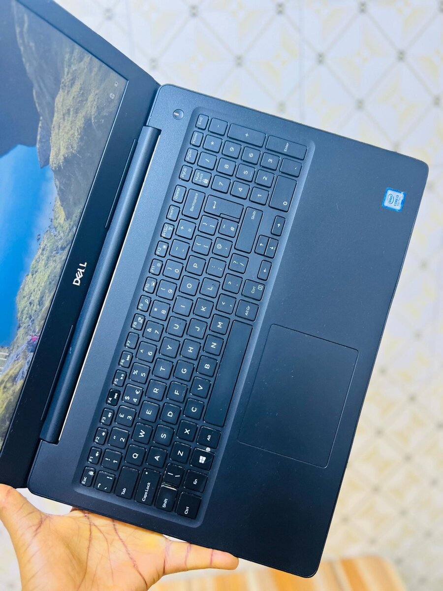 *DELL LATITUDE 3590* Home use