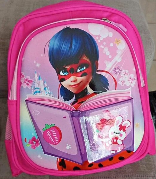 Sac à dos héros rose