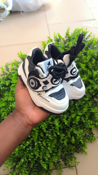 Baskets enfants stylées